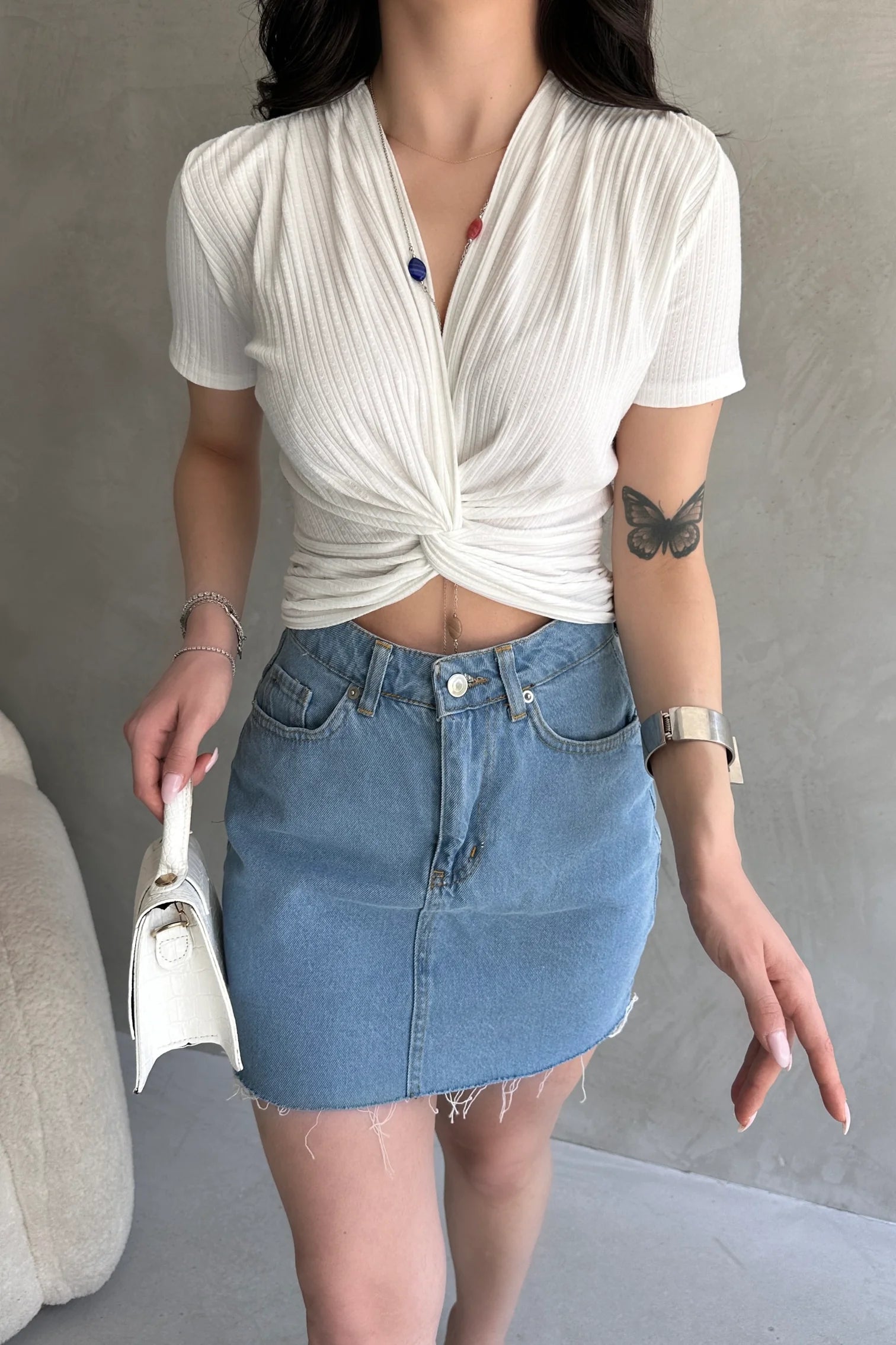 Kruvaze Yaka Crop Bluz Beyaz